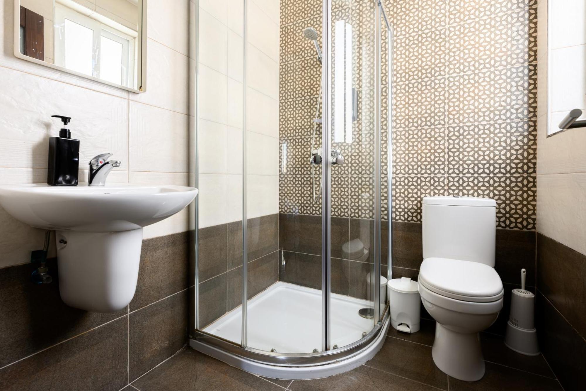F9 1, Private Double With Private Bathroom In Shared Flat Alloggio in famiglia Msida