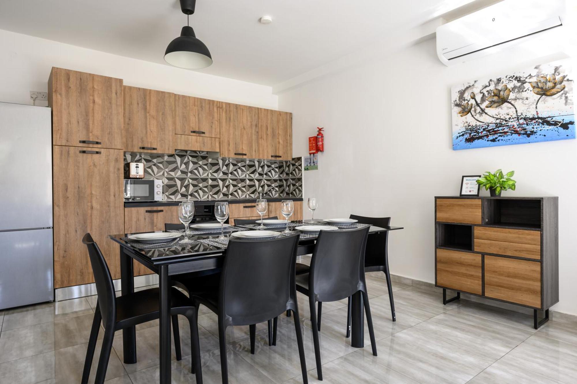 F9 1, Private Double With Private Bathroom In Shared Flat Alloggio in famiglia *
