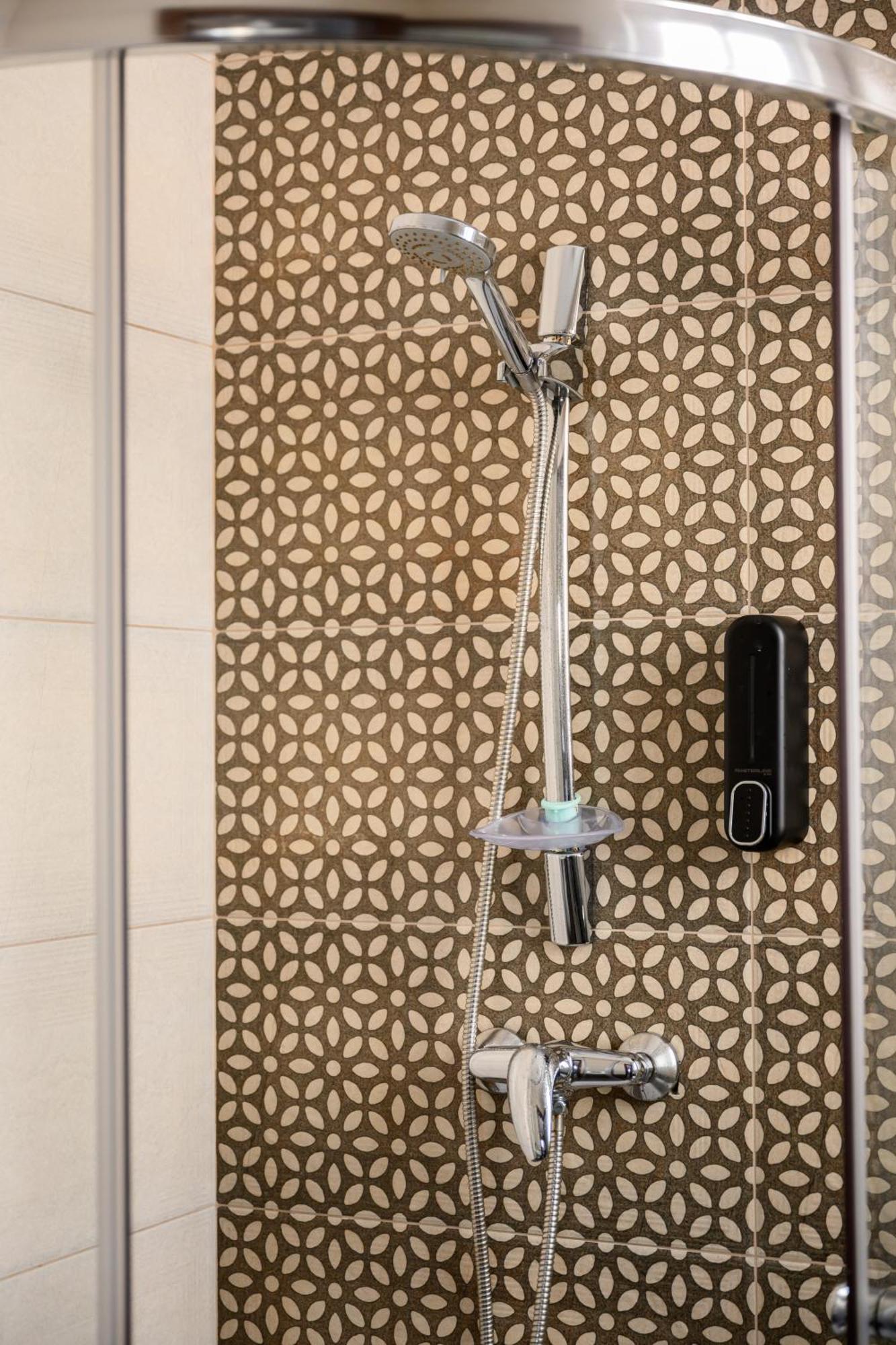 F9 1, Private Double With Private Bathroom In Shared Flat Alloggio in famiglia Msida